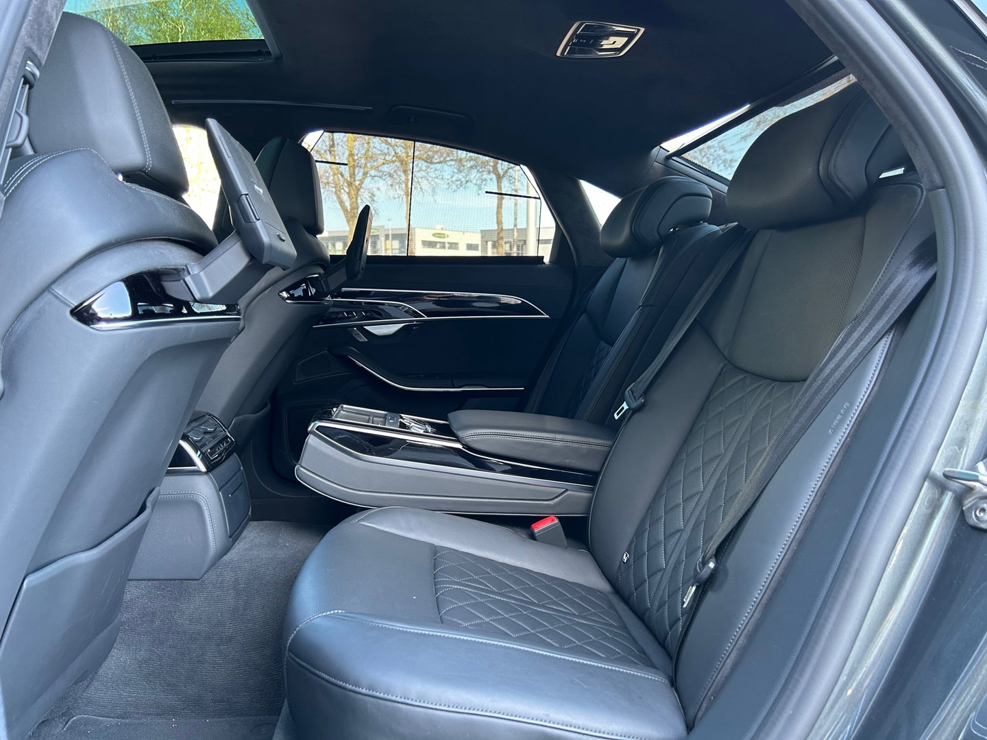 Audi A8 55 TFSI quattro Pro Line|BTW|Luchtvering|Pano|Memory|Leder|Massage|HUD|Softclose