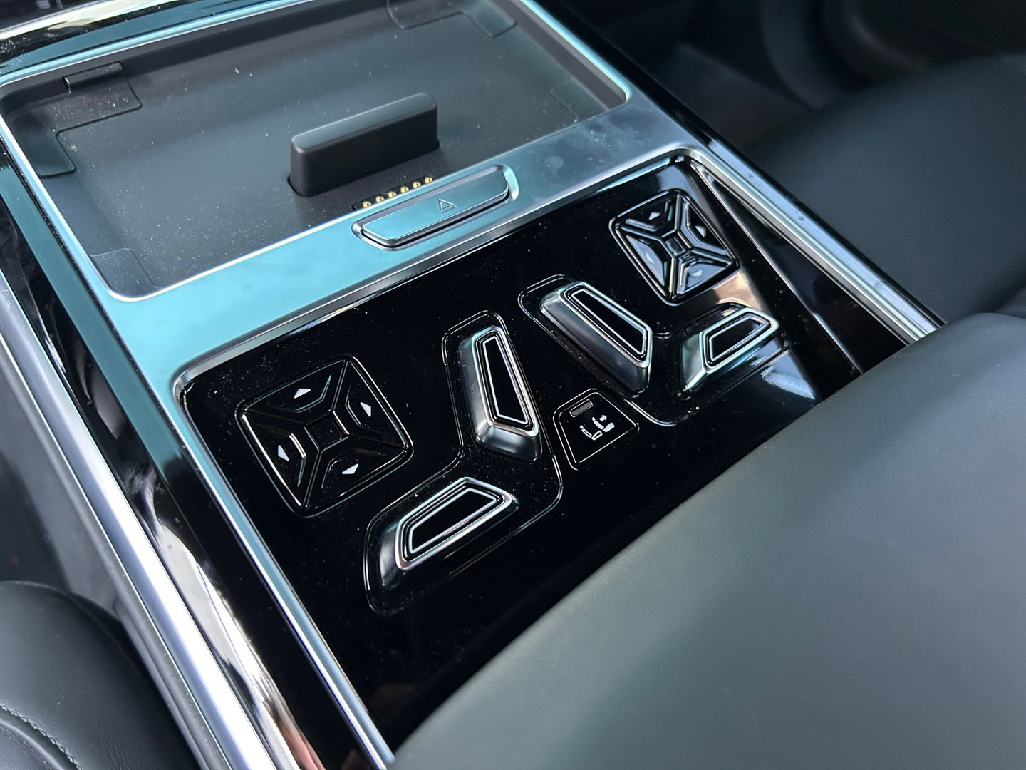 Audi A8 55 TFSI quattro Pro Line|BTW|Luchtvering|Pano|Memory|Leder|Massage|HUD|Softclose