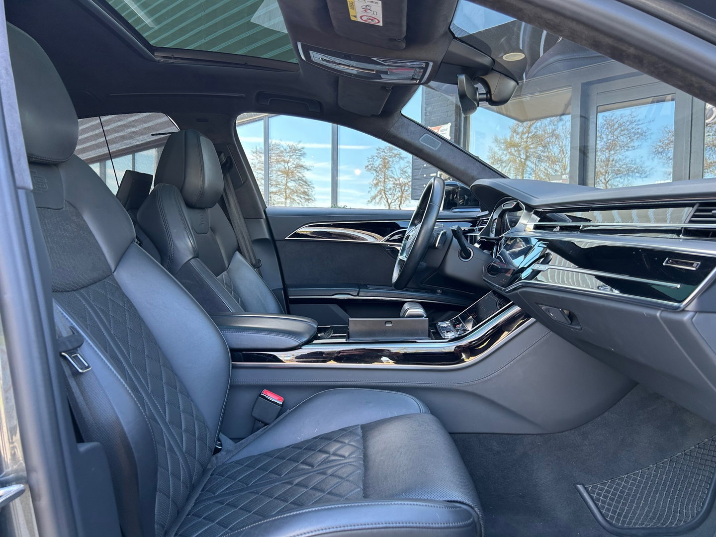 Audi A8 55 TFSI quattro Pro Line|BTW|Luchtvering|Pano|Memory|Leder|Massage|HUD|Softclose