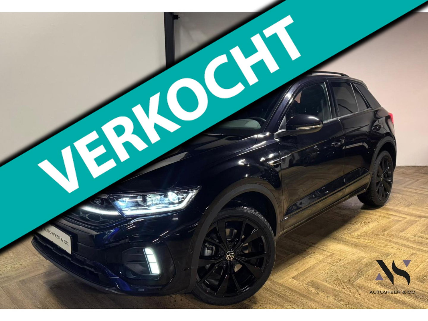 Volkswagen T-Roc 1.5 TSI R-Line Edition PANO KEYLESS CAM