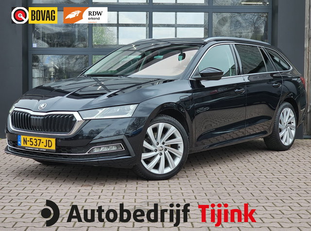 Škoda Octavia - Combi 1.4 TSI iV PHEV Business Edition Plus | LED | Trekhaak | Stoelvewarming | Camera | SmartLink | ACC | Lane Assist |