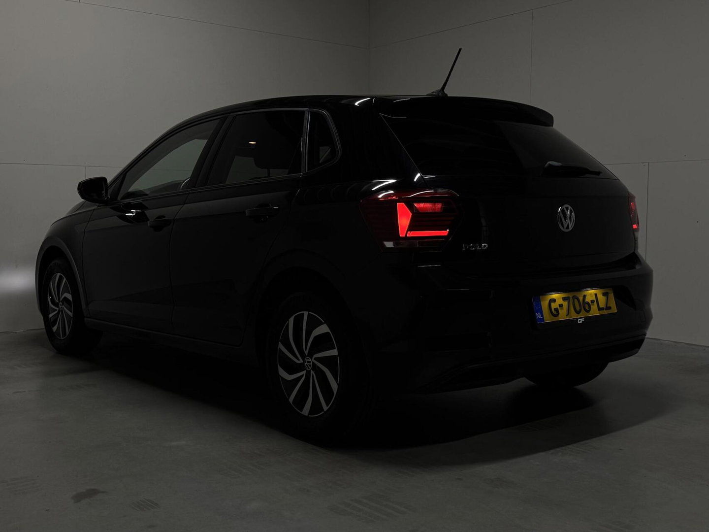 Volkswagen Polo 1.0 TSI CarPlay Navi ACC Airco LM Velgen NAP