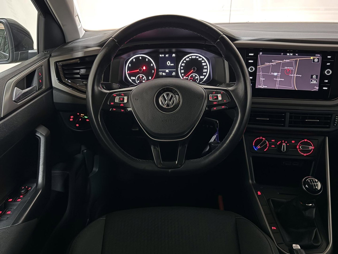 Volkswagen Polo 1.0 TSI CarPlay Navi ACC Airco LM Velgen NAP