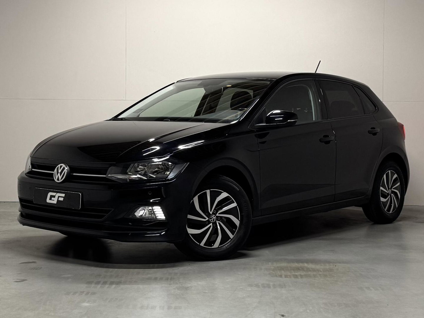 Volkswagen Polo 1.0 TSI CarPlay Navi ACC Airco LM Velgen NAP