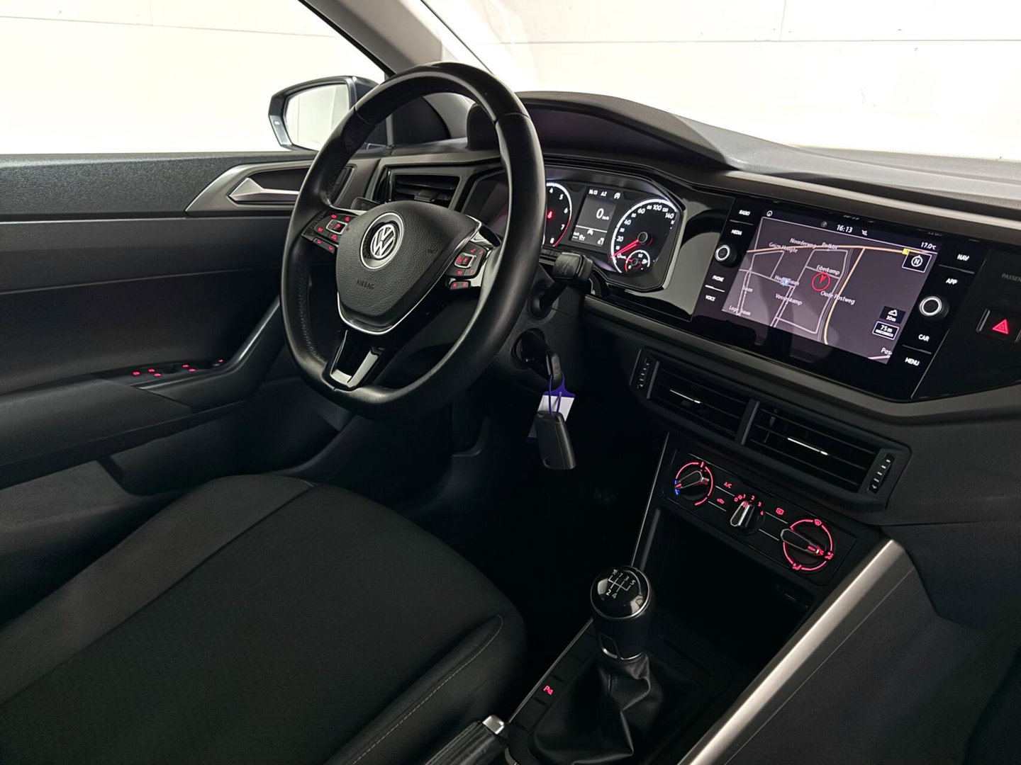 Volkswagen Polo 1.0 TSI CarPlay Navi ACC Airco LM Velgen NAP