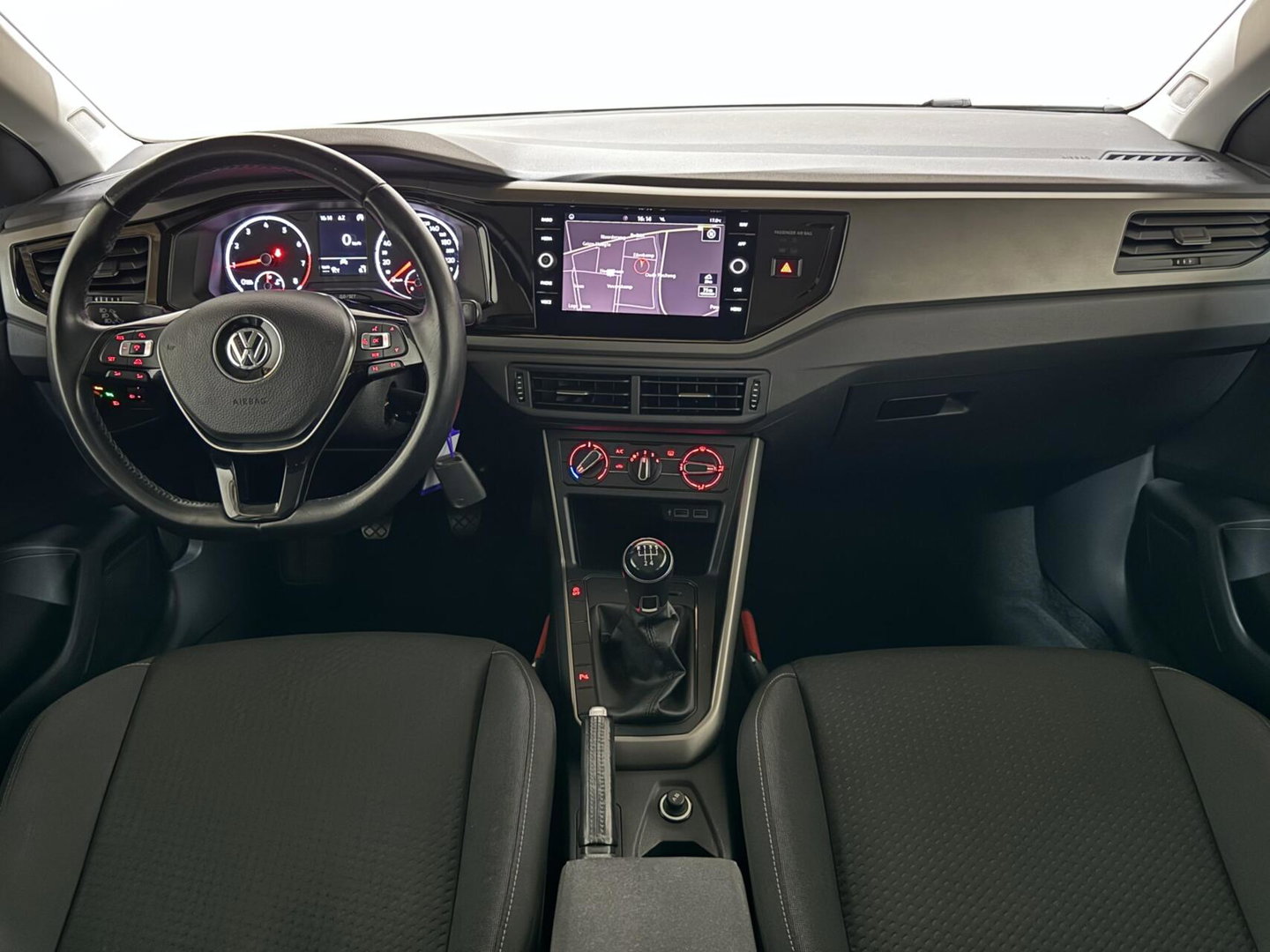 Volkswagen Polo 1.0 TSI CarPlay Navi ACC Airco LM Velgen NAP