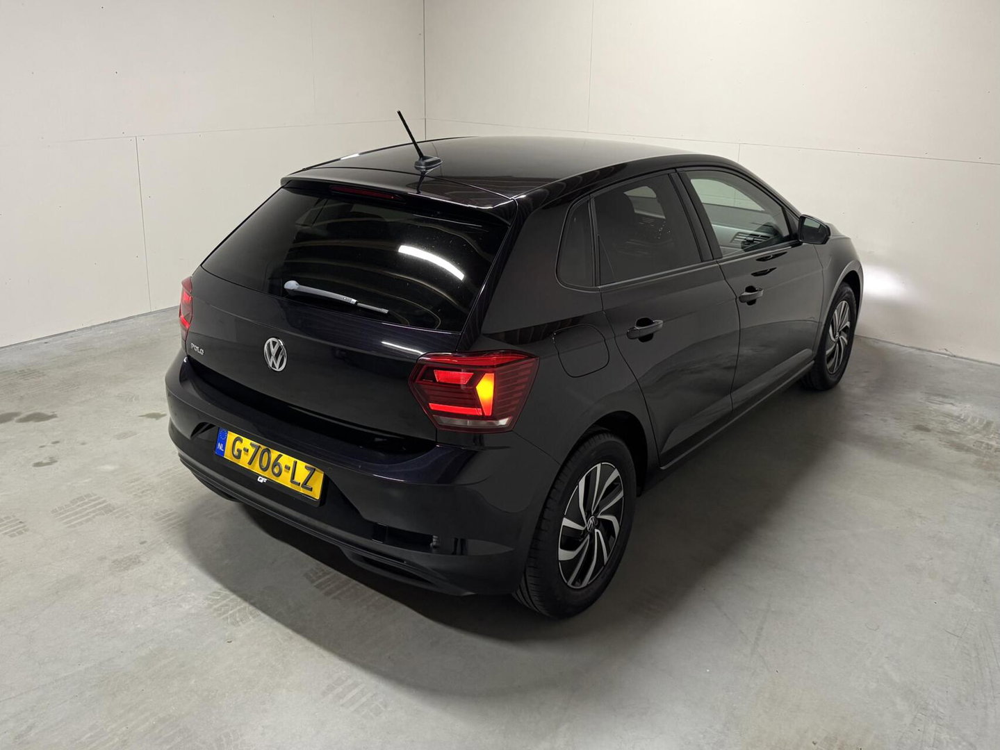 Volkswagen Polo 1.0 TSI CarPlay Navi ACC Airco LM Velgen NAP