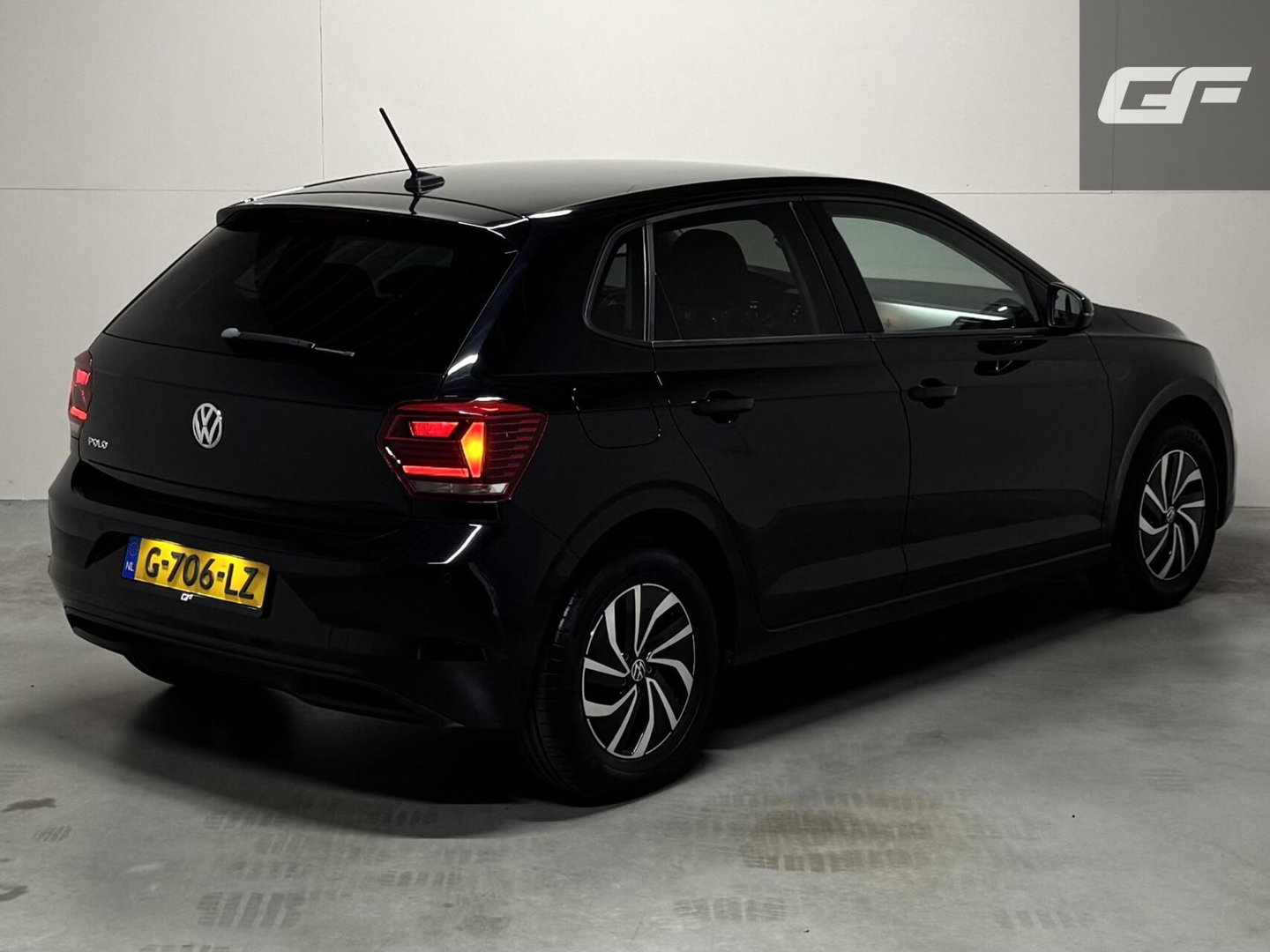 Volkswagen Polo 1.0 TSI CarPlay Navi ACC Airco LM Velgen NAP