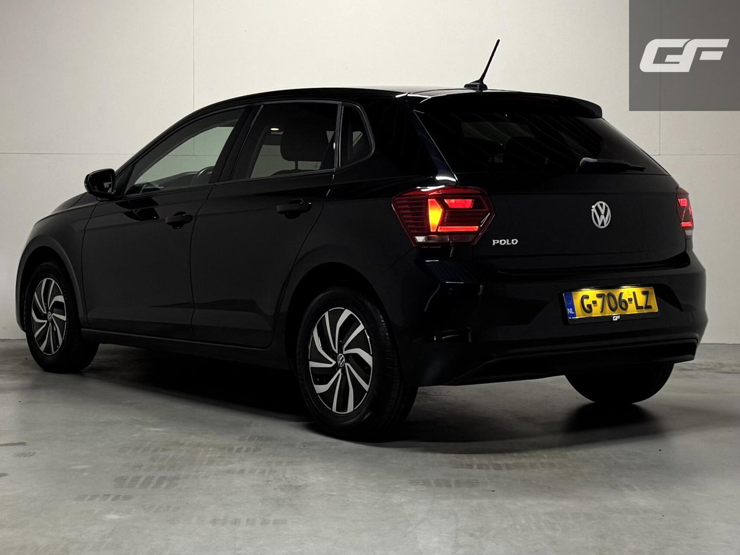 Volkswagen Polo 1.0 TSI CarPlay Navi ACC Airco LM Velgen NAP