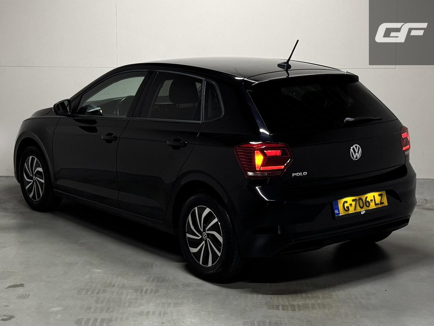 Volkswagen Polo 1.0 TSI CarPlay Navi ACC Airco LM Velgen NAP