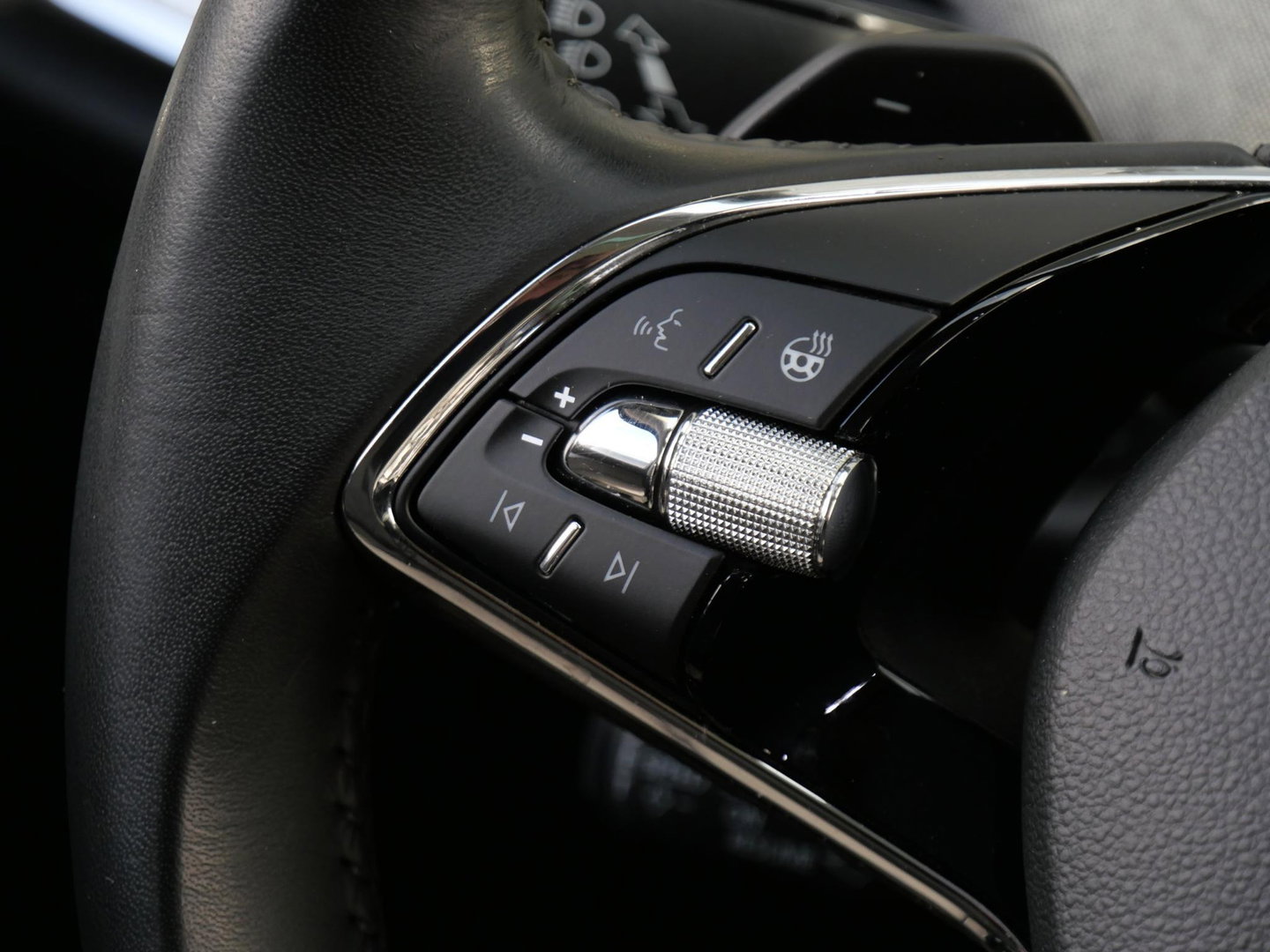 Škoda Enyaq iV 80/ COMFORT PACK/ ADAPTIVE CRUISE/ BLIND SPOT/ 20INCH VELGEN/ SOH 92%