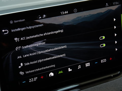 Škoda Enyaq iV 80/ COMFORT PACK/ ADAPTIVE CRUISE/ BLIND SPOT/ 20INCH VELGEN/ SOH 92%