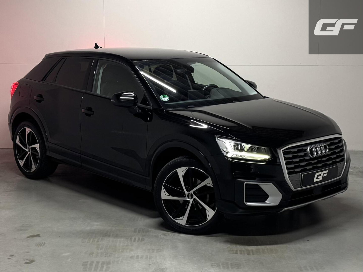 Audi Q2 TFSI 19” S-Line Navi Cruise CarPlay PDC NAP