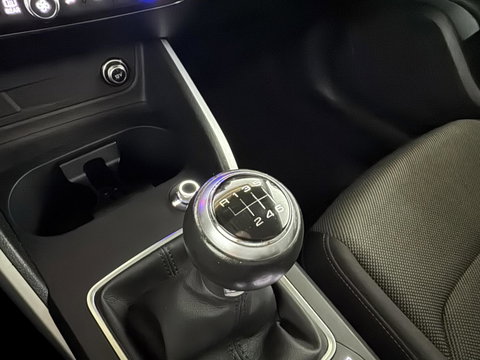 Audi Q2 TFSI 19” S-Line Navi Cruise CarPlay PDC NAP