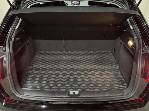 Audi Q2 TFSI 19” S-Line Navi Cruise CarPlay PDC NAP