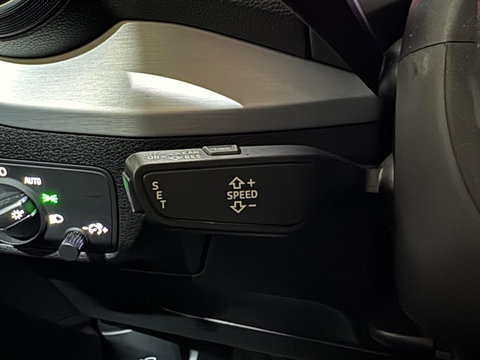 Audi Q2 TFSI 19” S-Line Navi Cruise CarPlay PDC NAP