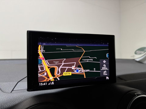 Audi Q2 TFSI 19” S-Line Navi Cruise CarPlay PDC NAP