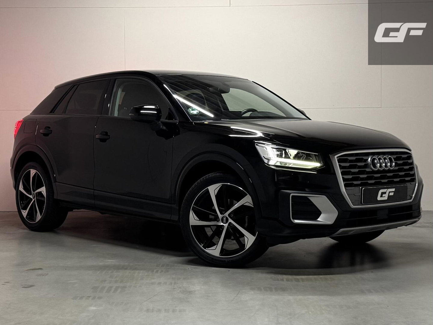 Audi Q2 TFSI 19” S-Line Navi Cruise CarPlay PDC NAP