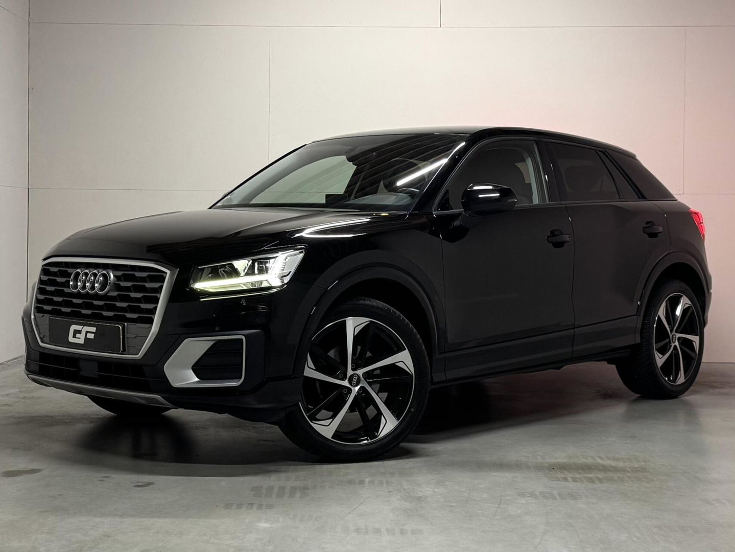Audi Q2 TFSI 19” S-Line Navi Cruise CarPlay PDC NAP