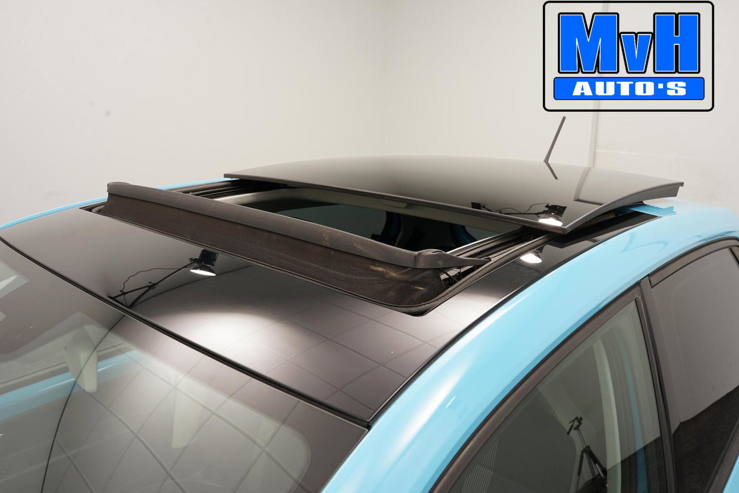 Volkswagen up! 1.0 BMT high up!|PANO|CAMERA|CRUISE|ORG.NL