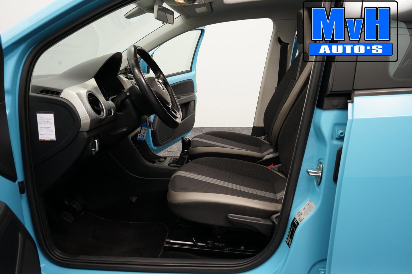 Volkswagen up! 1.0 BMT high up!|PANO|CAMERA|CRUISE|ORG.NL