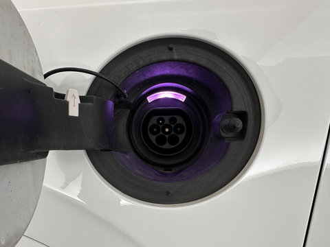 Volvo XC90 2.0 T8 Recharge AWD R-Design Black Pack [ 7-Pers. ] Aut. *PANO | LEATHER-ALCANTARA | FULL-LED | MEMORY-PACK | BOWERS&WILKINS | BLINDSPOT | KEYLESS | DIGI-COCKPIT | NAVI-FULLMAP | PRIVACYGLASS | HEATED-SPORTSEATS | TOWBAR | 22''ALU*