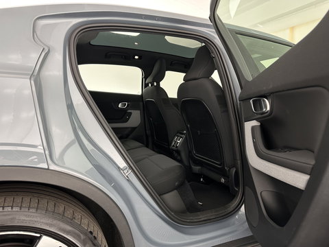 Polestar 2 Long Range Dual Motor Launch Edition 78kWh [ 3-Fase ] {SOH-92%} (INCL-BTW) Aut. *PANO | NAVI-FULLMAP | FULL-LED | ADAPTIVE-CRUISE | BLINDSPOT | TOPVIEW | KEYLESS | LANE-ASSIST | DIGI-COCKPIT | CARPLAY | DAB+ | HEATED-SPORTSEATS | CAMERA | MEMORY-PACK | 20