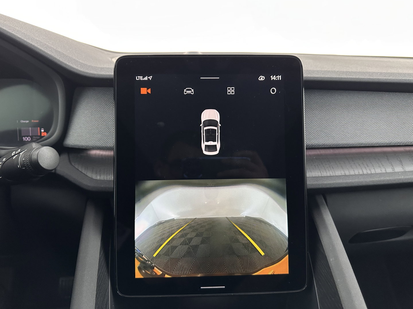 Polestar 2 Long Range Dual Motor Launch Edition 78kWh [ 3-Fase ] {SOH-92%} (INCL-BTW) Aut. *PANO | NAVI-FULLMAP | FULL-LED | ADAPTIVE-CRUISE | BLINDSPOT | TOPVIEW | KEYLESS | LANE-ASSIST | DIGI-COCKPIT | CARPLAY | DAB+ | HEATED-SPORTSEATS | CAMERA | MEMORY-PACK | 20