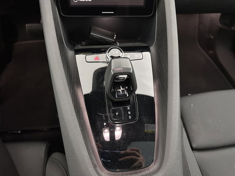 Polestar 2 Long Range Dual Motor Launch Edition 78kWh [ 3-Fase ] {SOH-92%} (INCL-BTW) Aut. *PANO | NAVI-FULLMAP | FULL-LED | ADAPTIVE-CRUISE | BLINDSPOT | TOPVIEW | KEYLESS | LANE-ASSIST | DIGI-COCKPIT | CARPLAY | DAB+ | HEATED-SPORTSEATS | CAMERA | MEMORY-PACK | 20