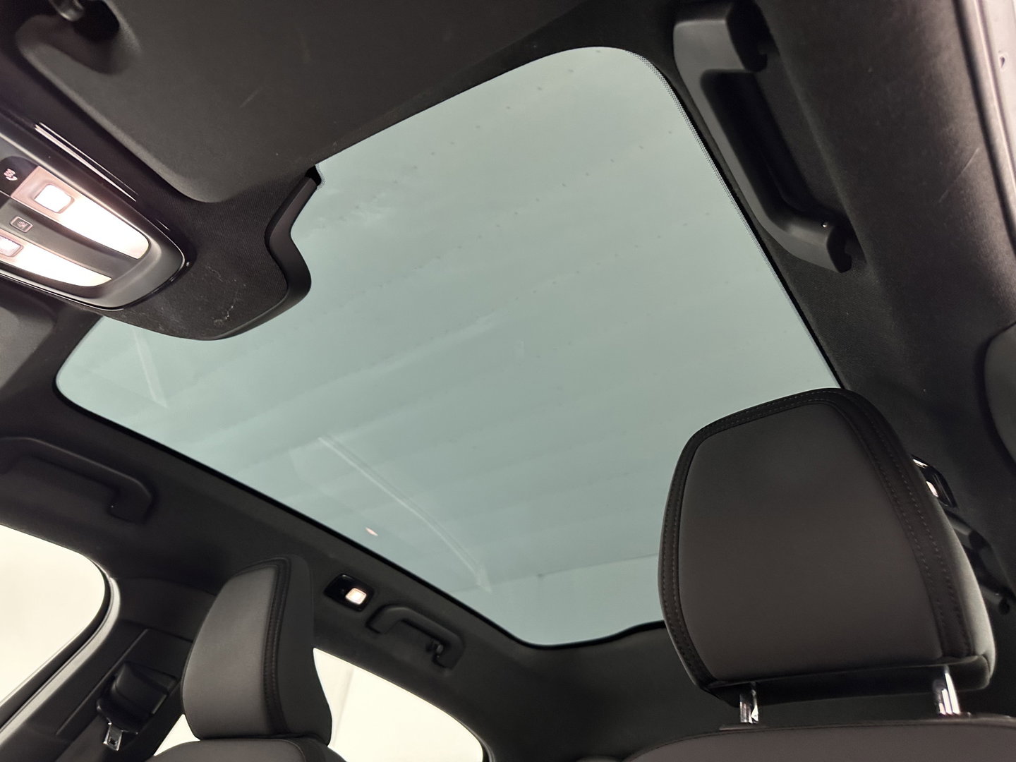 Polestar 2 Long Range Dual Motor Launch Edition 78kWh [ 3-Fase ] {SOH-92%} (INCL-BTW) Aut. *PANO | NAVI-FULLMAP | FULL-LED | ADAPTIVE-CRUISE | BLINDSPOT | TOPVIEW | KEYLESS | LANE-ASSIST | DIGI-COCKPIT | CARPLAY | DAB+ | HEATED-SPORTSEATS | CAMERA | MEMORY-PACK | 20