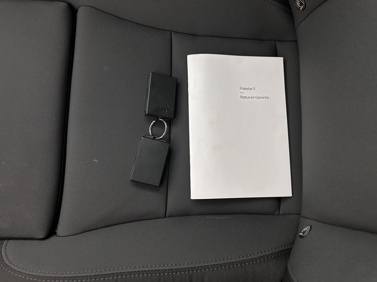 Polestar 2 Long Range Dual Motor Launch Edition 78kWh [ 3-Fase ] {SOH-92%} (INCL-BTW) Aut. *PANO | NAVI-FULLMAP | FULL-LED | ADAPTIVE-CRUISE | BLINDSPOT | TOPVIEW | KEYLESS | LANE-ASSIST | DIGI-COCKPIT | CARPLAY | DAB+ | HEATED-SPORTSEATS | CAMERA | MEMORY-PACK | 20