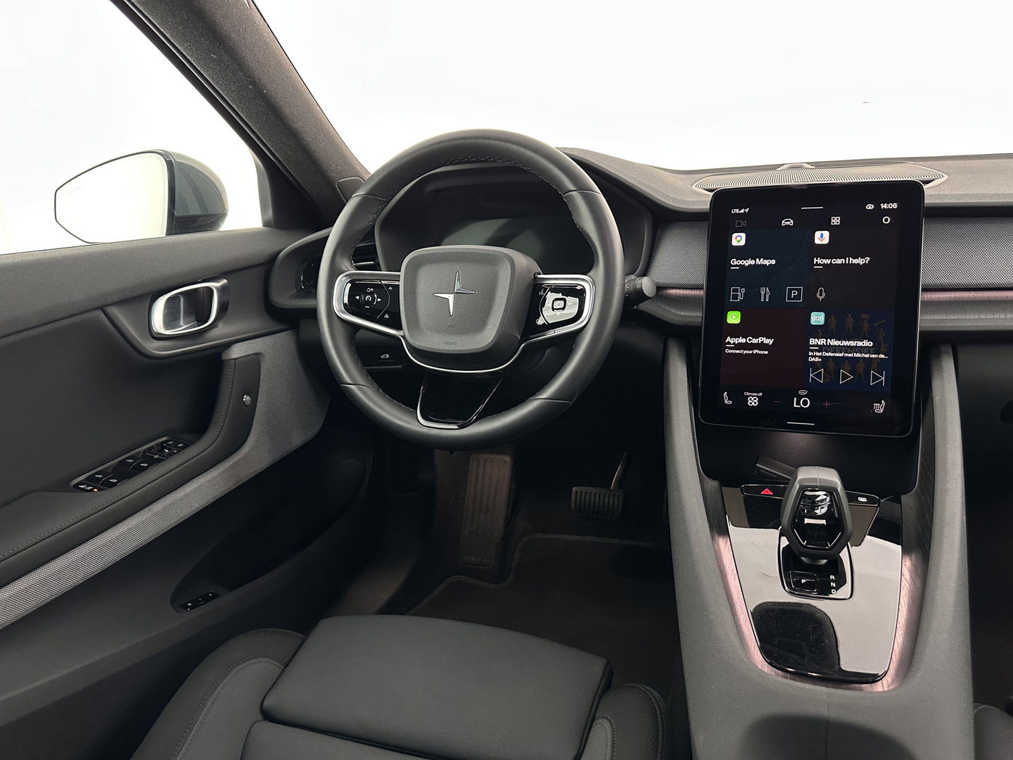 Polestar 2 Long Range Dual Motor Launch Edition 78kWh [ 3-Fase ] {SOH-92%} (INCL-BTW) Aut. *PANO | NAVI-FULLMAP | FULL-LED | ADAPTIVE-CRUISE | BLINDSPOT | TOPVIEW | KEYLESS | LANE-ASSIST | DIGI-COCKPIT | CARPLAY | DAB+ | HEATED-SPORTSEATS | CAMERA | MEMORY-PACK | 20