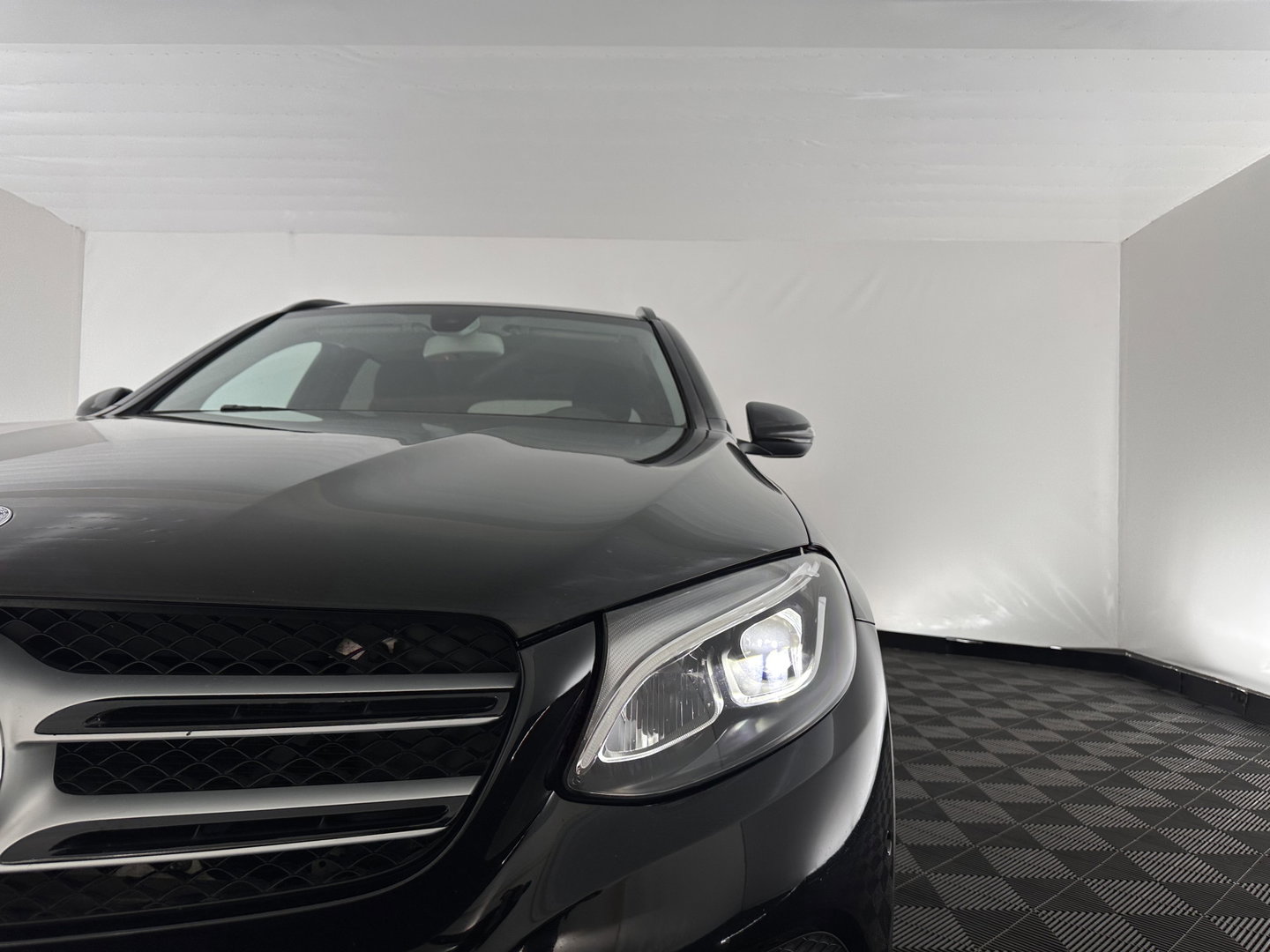 Mercedes-Benz GLC 220 d 4MATIC Ambition Aut. *FULL-LED | HEATED-COMFORTSEATS | BURMESTER-AUDIO | NAVI-FULLMAP | PRIVACY-GLASS | SHIFTPADDLES | ECC | PDC | CRUISE | 17''ALU*