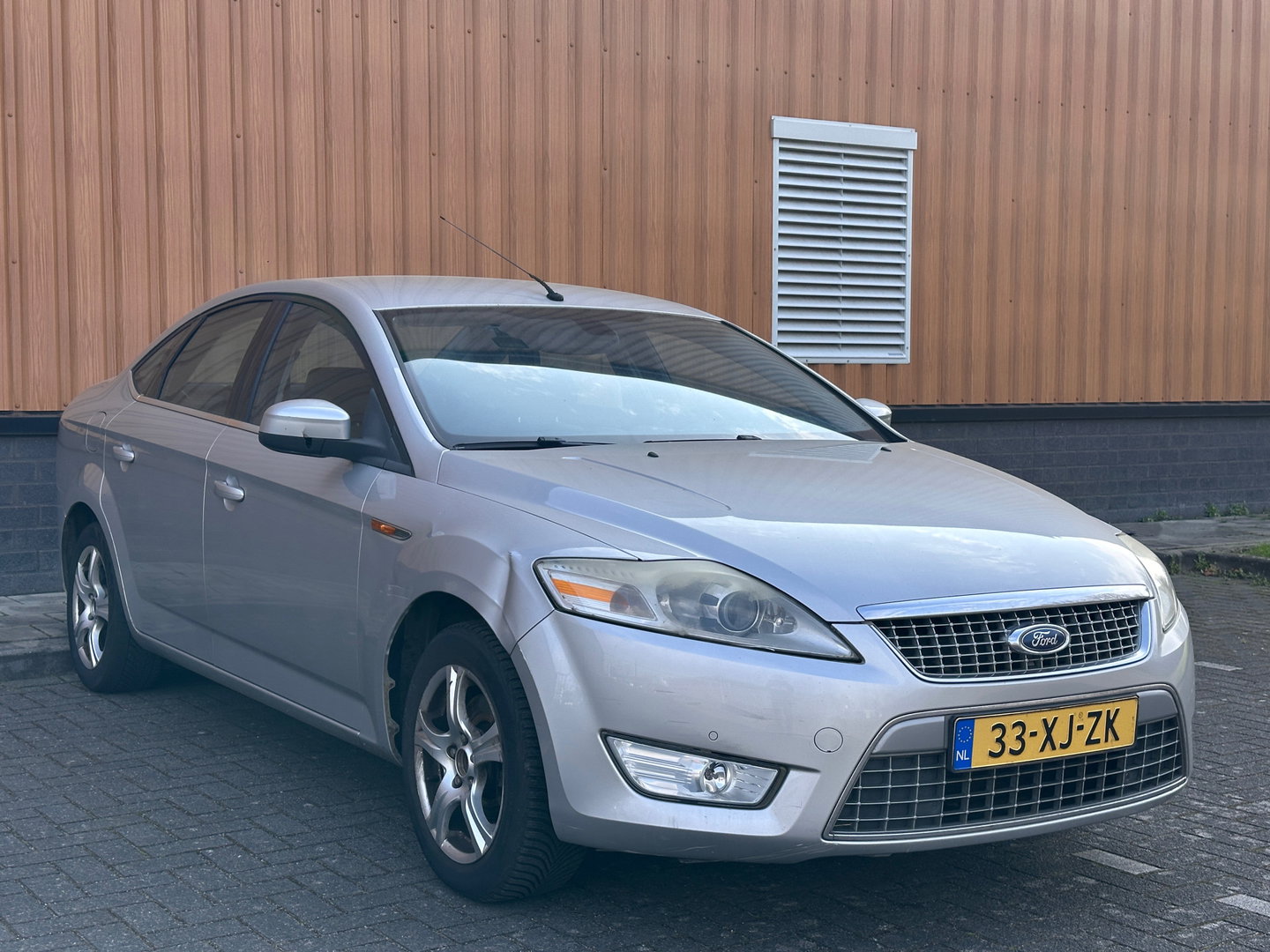 Ford Mondeo 2.0-16V Titanium | Handel / Export |