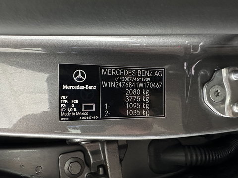 Mercedes-Benz GLB 180 Business Solution (INCL-BTW) *PANO | ADAPTIVE-CRUISE | LEATHER | FULL-LED | BLINDSPOT | MEMORY-PACK | AMBIENTLIGHT | HEATED-SPORTSEATS | WIDESCREEN-DIGICOCKPIT | DAB+ | NAVI-FULLMAP | CAMERA | PRIVACYGLASS |