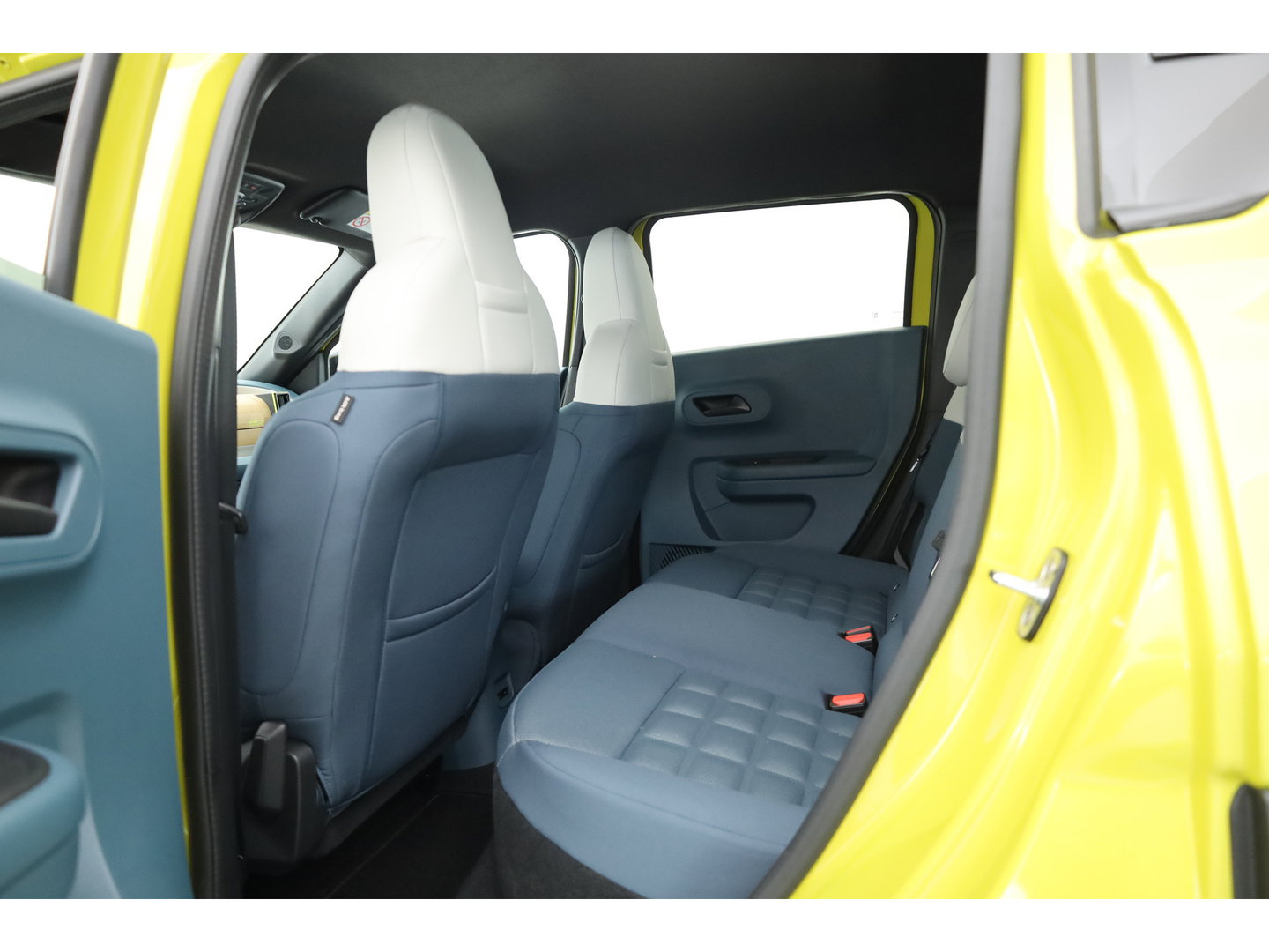 Fiat Grande Panda La Prima 11 kW 44 kWh | Winter Pack | Camera | Apple CarPlay & Android Auto | Cruise | Navi | DAB