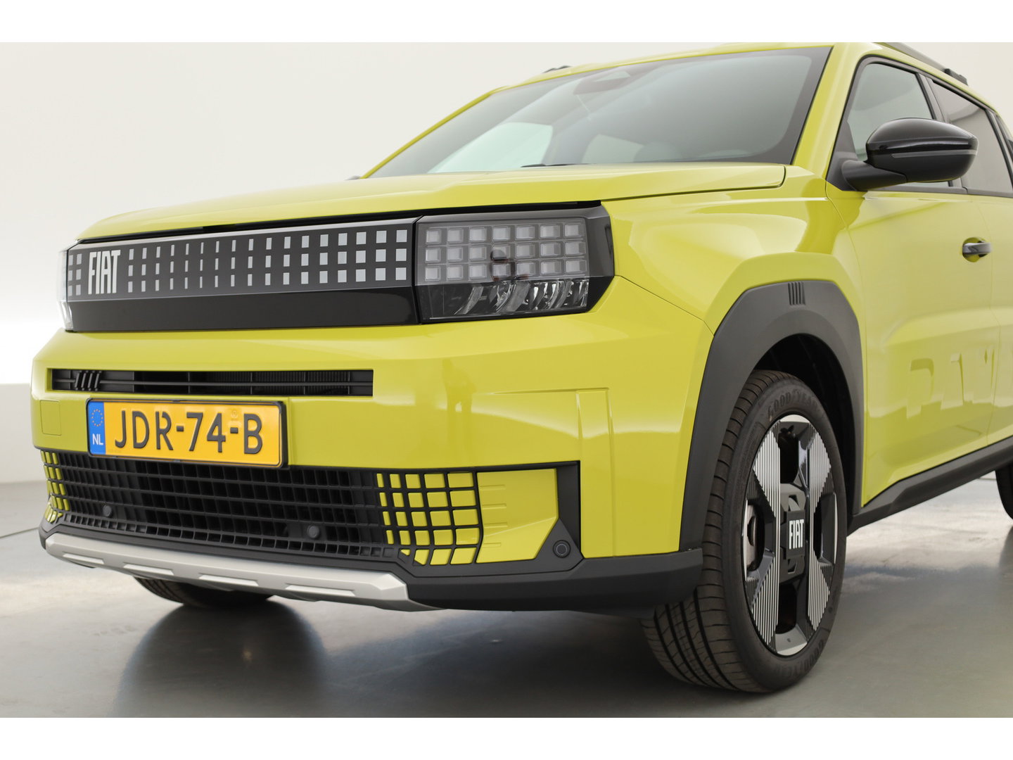 Fiat Grande Panda La Prima 11 kW 44 kWh | Winter Pack | Camera | Apple CarPlay & Android Auto | Cruise | Navi | DAB