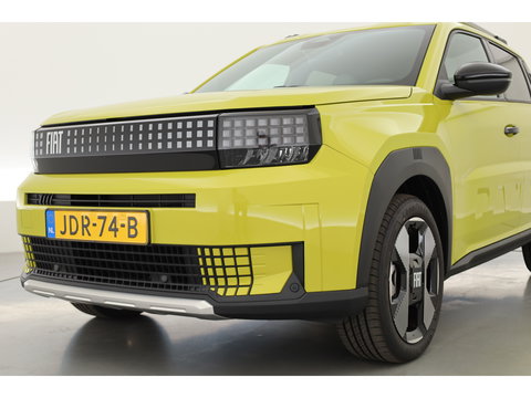 Fiat Grande Panda La Prima 11 kW 44 kWh | Winter Pack | Camera | Apple CarPlay & Android Auto | Cruise | Navi | DAB