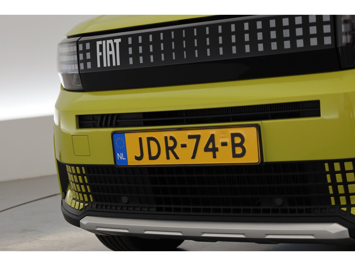 Fiat Grande Panda La Prima 11 kW 44 kWh | Winter Pack | Camera | Apple CarPlay & Android Auto | Cruise | Navi | DAB