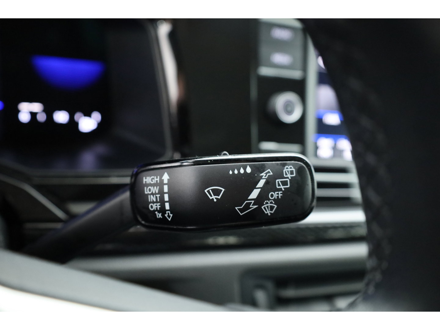 Volkswagen Polo 1.0 TSI Life | Adapt. Cruise | Trekhaak | LED | PDC V+A | Apple CarPlay & Android Auto | Airco