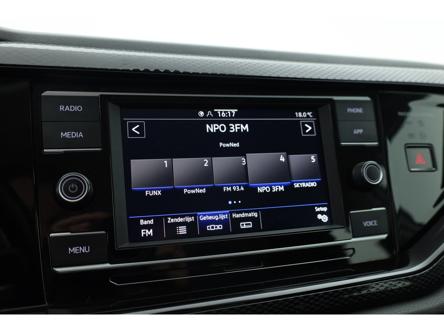 Volkswagen Polo 1.0 TSI Life | Adapt. Cruise | Trekhaak | LED | PDC V+A | Apple CarPlay & Android Auto | Airco