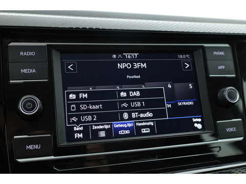 Volkswagen Polo 1.0 TSI Life | Adapt. Cruise | Trekhaak | LED | PDC V+A | Apple CarPlay & Android Auto | Airco
