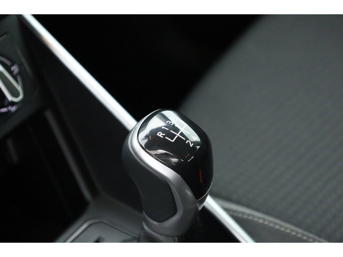 Volkswagen Polo 1.0 TSI Life | Adapt. Cruise | Trekhaak | LED | PDC V+A | Apple CarPlay & Android Auto | Airco