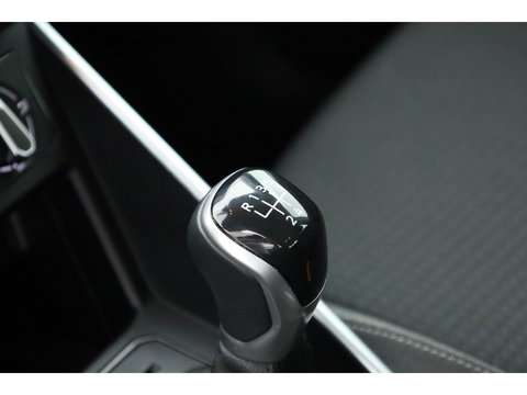 Volkswagen Polo 1.0 TSI Life | Adapt. Cruise | Trekhaak | LED | PDC V+A | Apple CarPlay & Android Auto | Airco