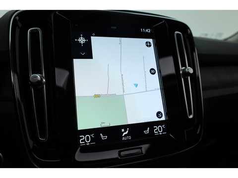 Volvo XC40 1.5 T5 Plug-in hybrid Plus Dark | SOH 91.4% | Pano | Elek. Trekhaak | Harman Kardon | Stoel-Stuurverw. | Camera | Memory