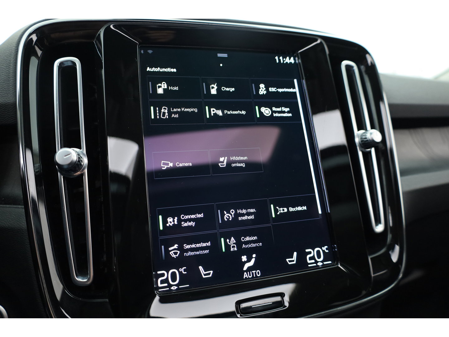 Volvo XC40 1.5 T5 Plug-in hybrid Plus Dark | SOH 91.4% | Pano | Elek. Trekhaak | Harman Kardon | Stoel-Stuurverw. | Camera | Memory