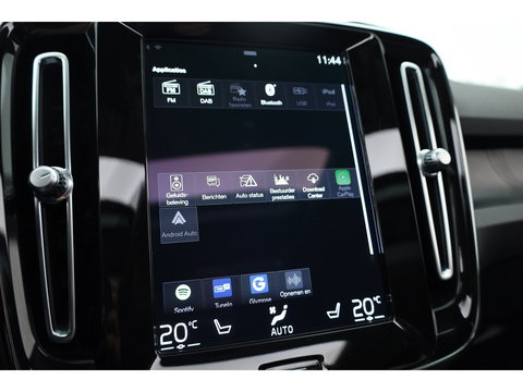 Volvo XC40 1.5 T5 Plug-in hybrid Plus Dark | SOH 91.4% | Pano | Elek. Trekhaak | Harman Kardon | Stoel-Stuurverw. | Camera | Memory