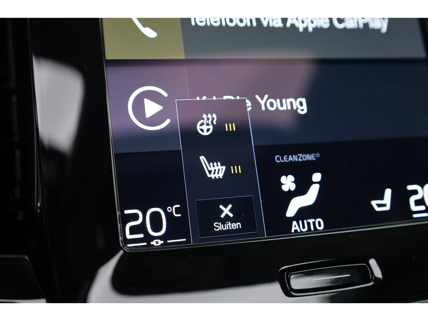 Volvo XC40 1.5 T5 Plug-in hybrid Plus Dark | SOH 91.4% | Pano | Elek. Trekhaak | Harman Kardon | Stoel-Stuurverw. | Camera | Memory