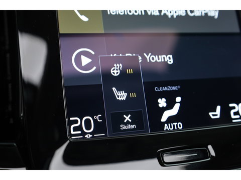 Volvo XC40 1.5 T5 Plug-in hybrid Plus Dark | SOH 91.4% | Pano | Elek. Trekhaak | Harman Kardon | Stoel-Stuurverw. | Camera | Memory