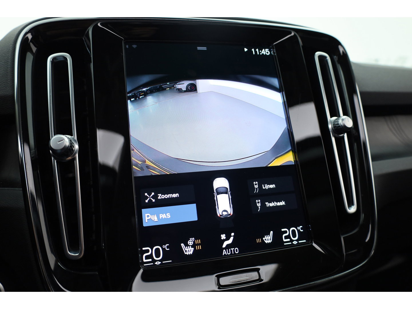 Volvo XC40 1.5 T5 Plug-in hybrid Plus Dark | SOH 91.4% | Pano | Elek. Trekhaak | Harman Kardon | Stoel-Stuurverw. | Camera | Memory